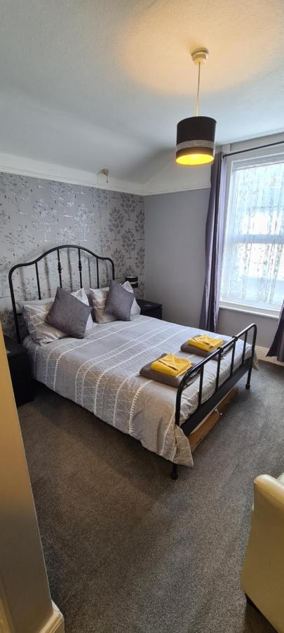 The Roslyn Guest House Paignton Ngoại thất bức ảnh