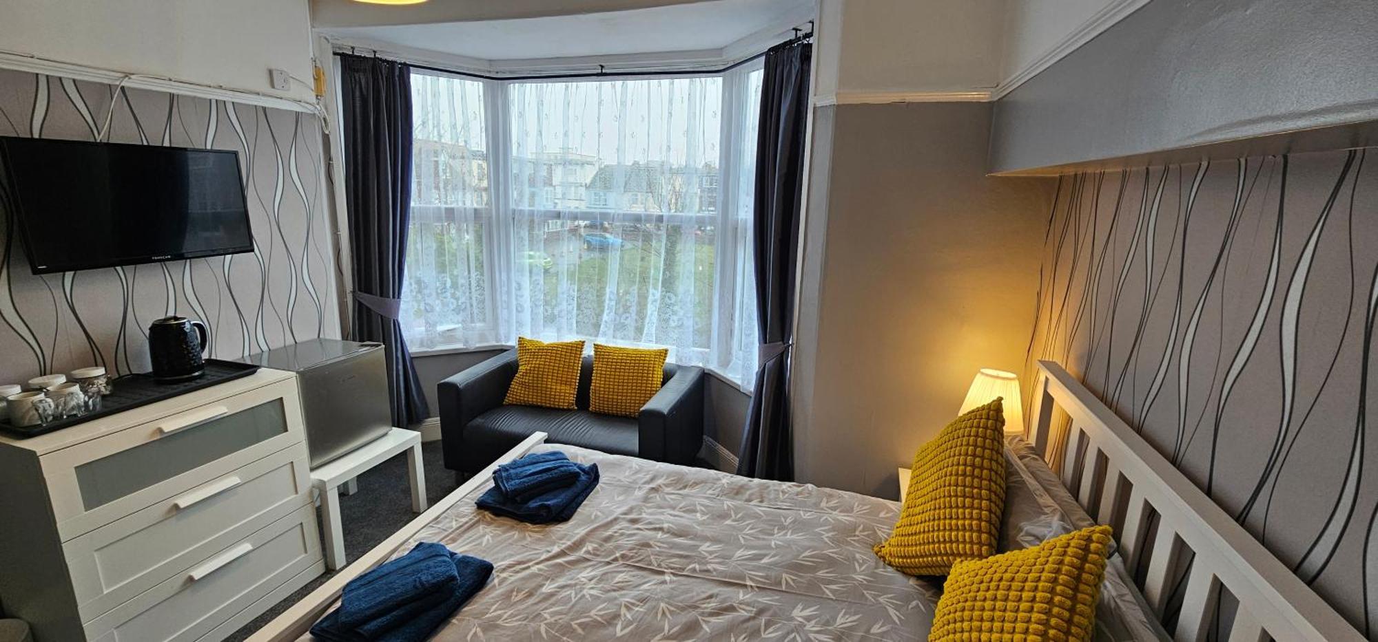 The Roslyn Guest House Paignton Ngoại thất bức ảnh